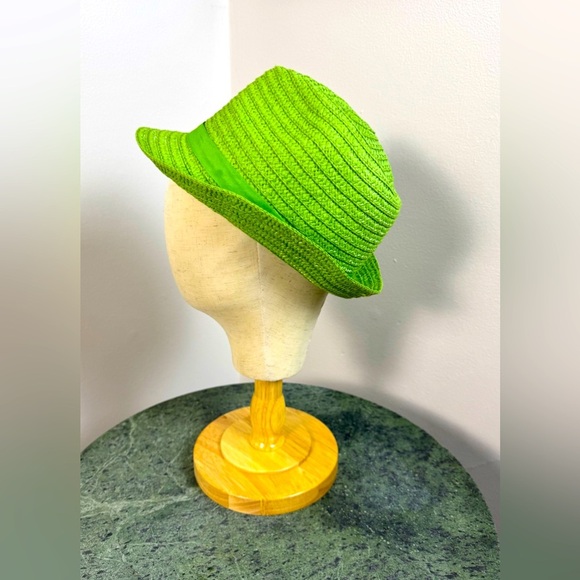 Fedora Vibrant Green Women's Straw Hat with green Ribbon Band Size OS - Picture 2 of 7